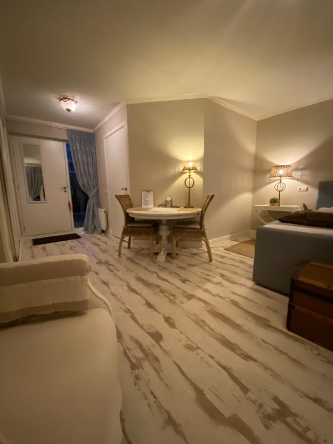 De Vijverkamer-----Prive Diner Op De Kamer Mogelijk!! Гоґевен Екстер'єр фото